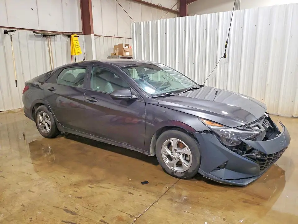 2021 HYUNDAI ELANTRA SE  