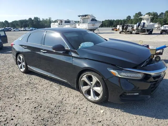 2018 HONDA ACCORD TOURING  