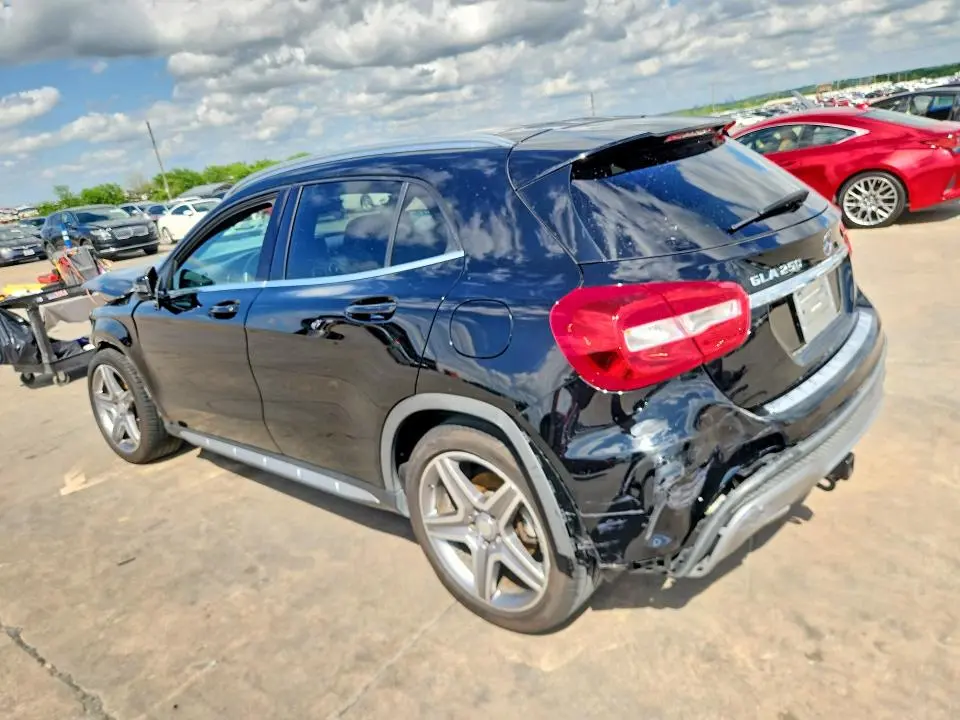 2017 MERCEDES-BENZ GLA 250  