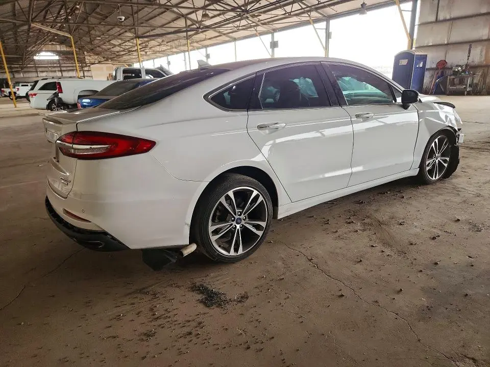 2019 FORD FUSION TITANIUM  