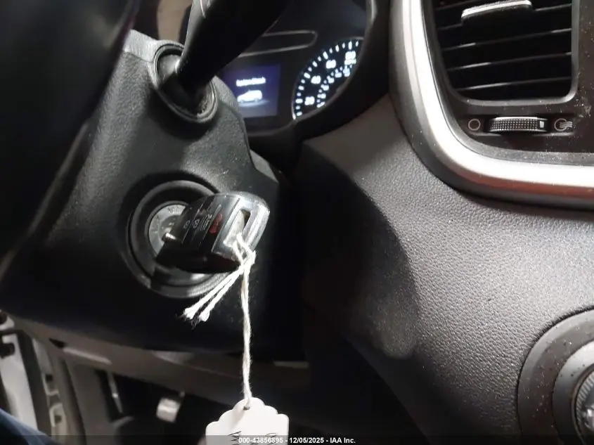 2017 KIA SORENTO 2.4L LX