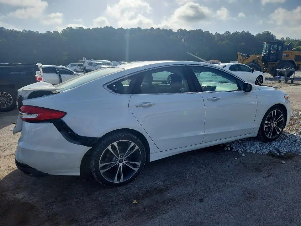2019 FORD FUSION TITANIUM  