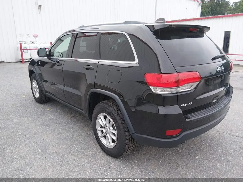 2019 JEEP GRAND CHEROKEE LAREDO E 4X4