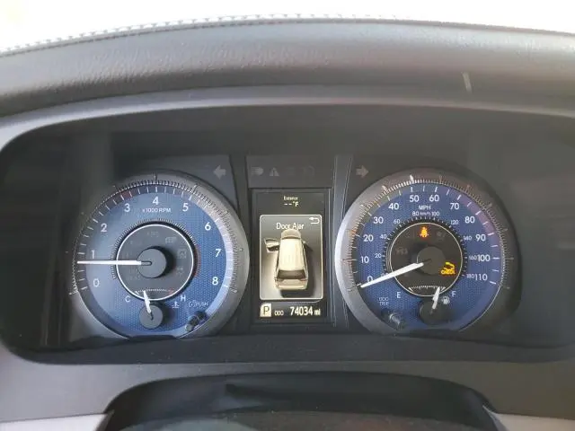 2016 TOYOTA SIENNA XLE  