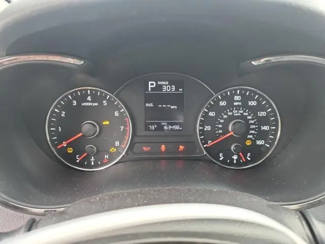 2017 KIA FORTE LX  