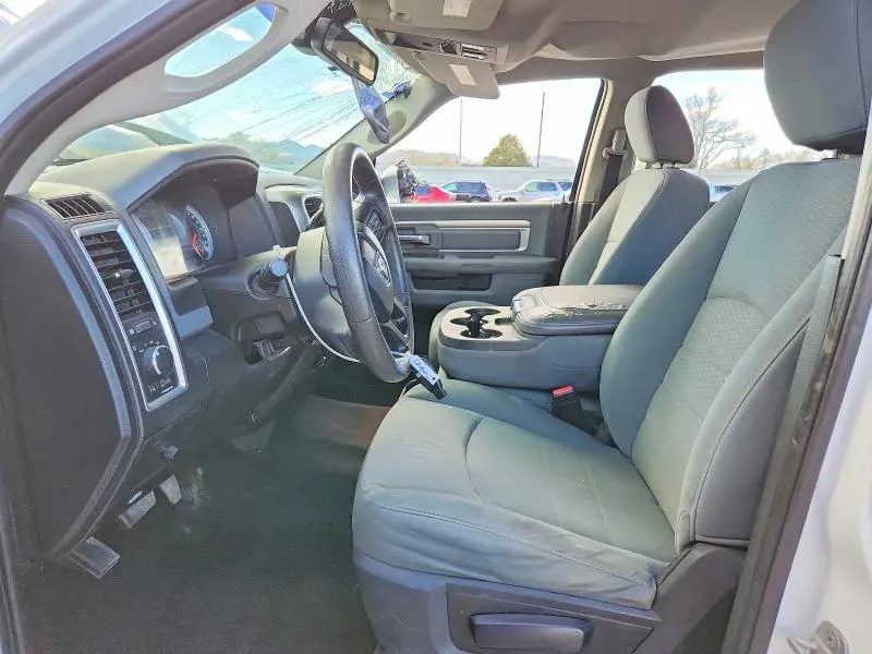 2013 RAM 2500 SLT  