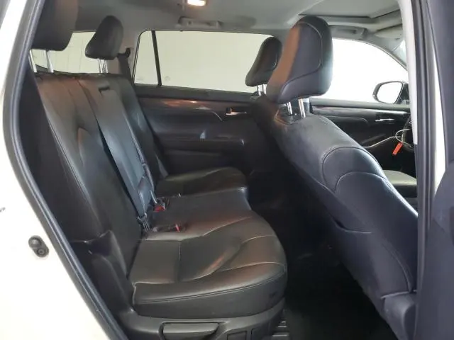 2020 TOYOTA HIGHLANDER LIMITED  
