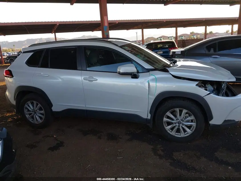 2022 TOYOTA COROLLA CROSS LE