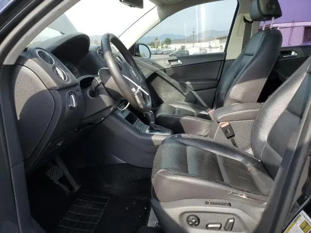 2011 VOLKSWAGEN TIGUAN S  