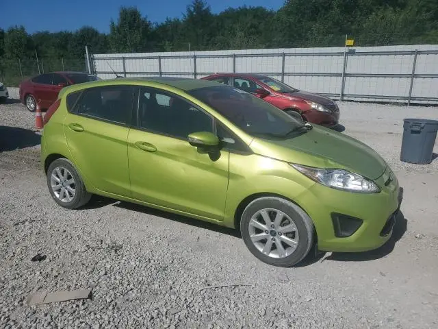 2013 FORD FIESTA SE  