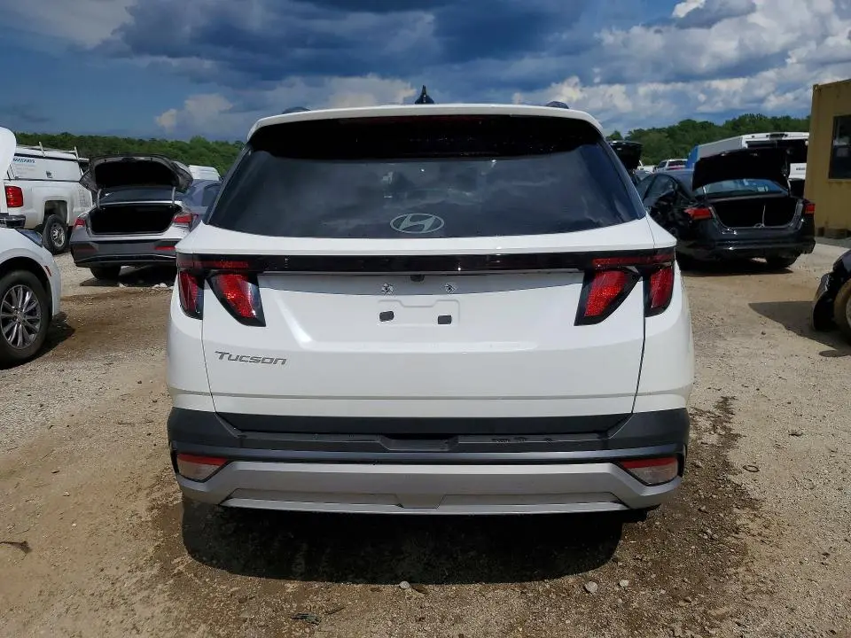 2026 HYUNDAI TUCSON SEL  