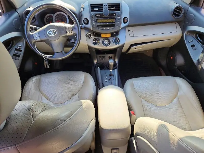 2011 TOYOTA RAV4 LIMITED  
