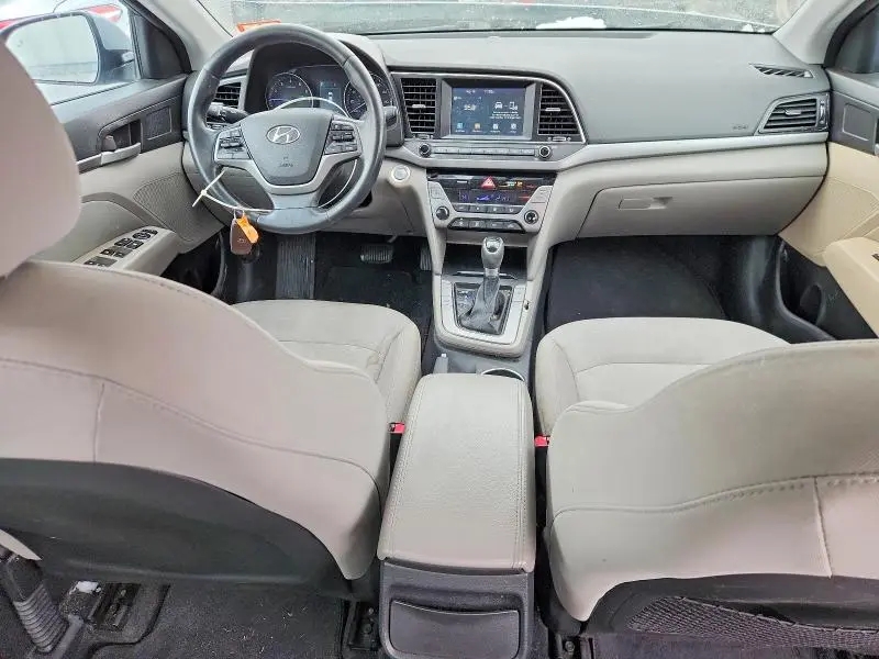 2017 HYUNDAI ELANTRA EC   