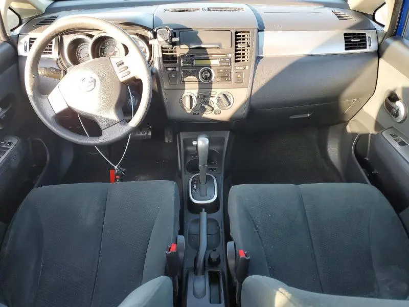 2011 NISSAN VERSA S  
