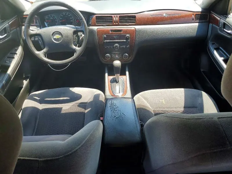 2011 CHEVROLET IMPALA LT  