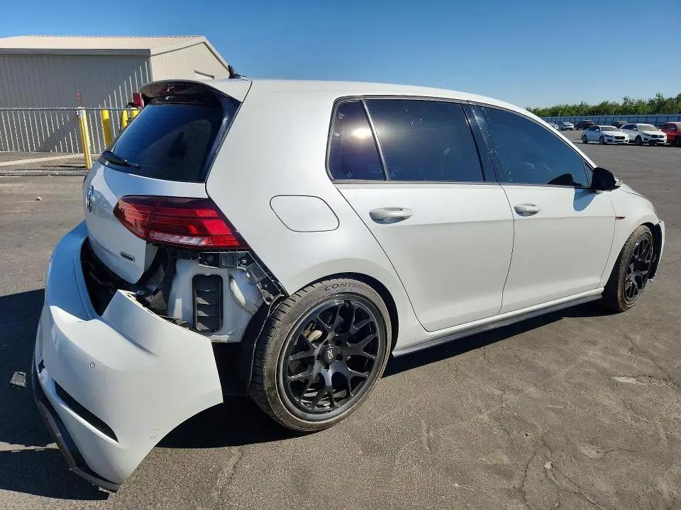 2019 VOLKSWAGEN GOLF R   