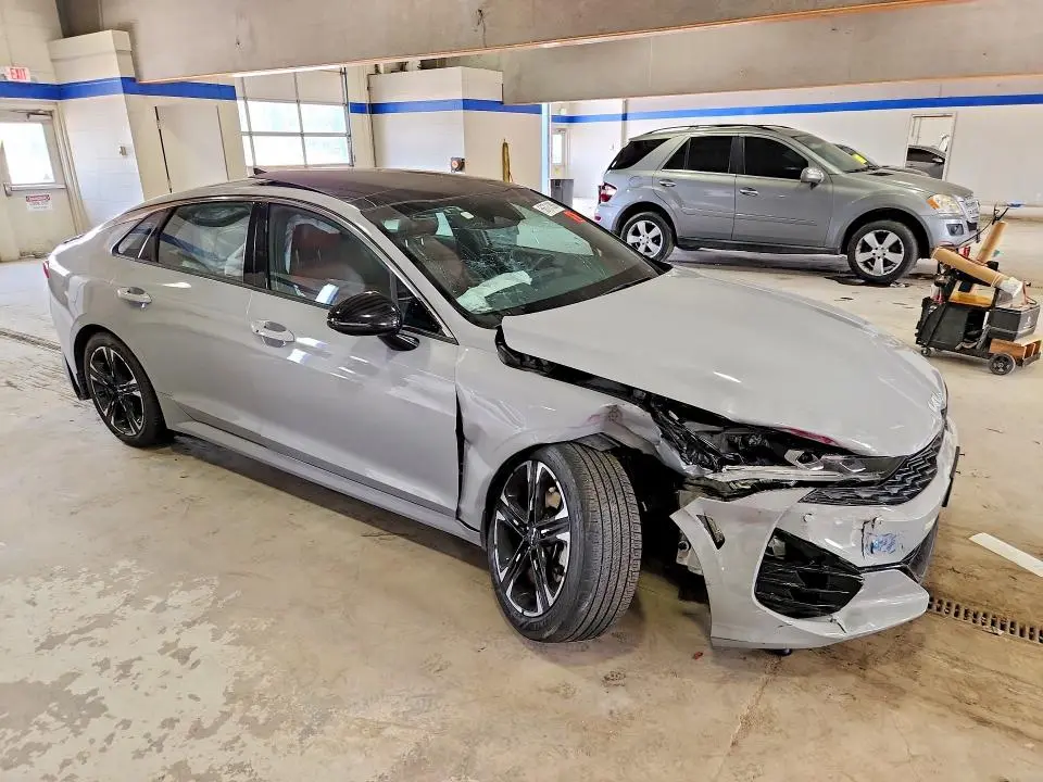 2022 KIA K5 GT LINE  