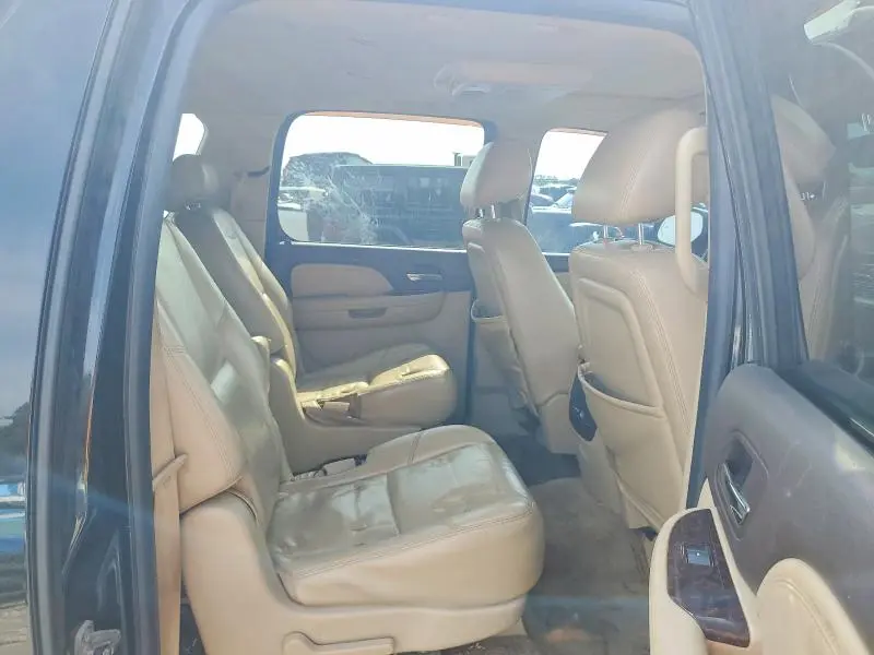 2010 GMC YUKON XL DENALI  