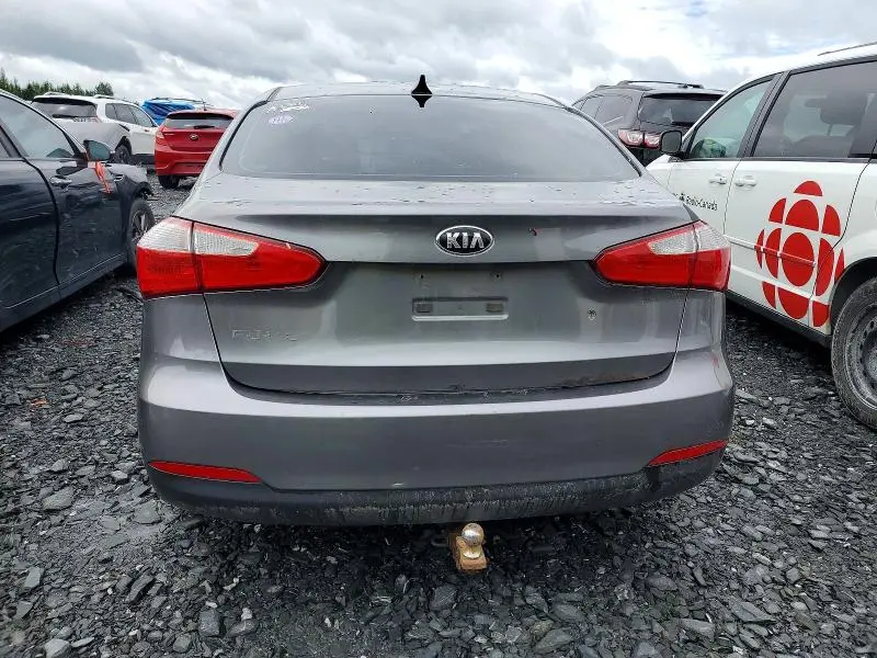 2015 KIA FORTE LX  