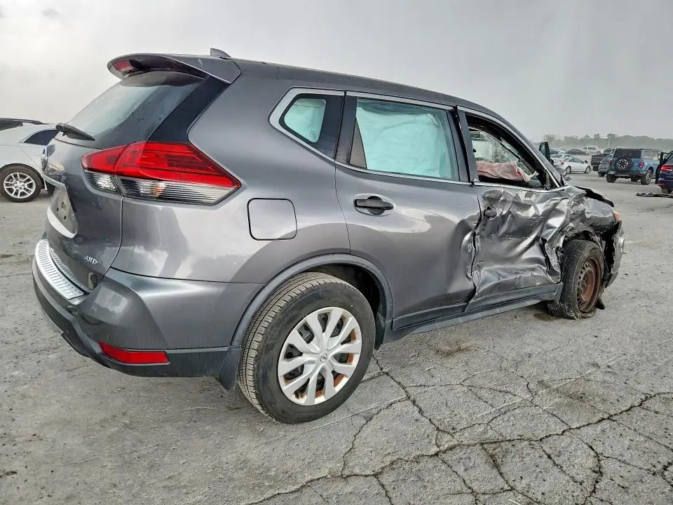 2017 NISSAN ROGUE S  