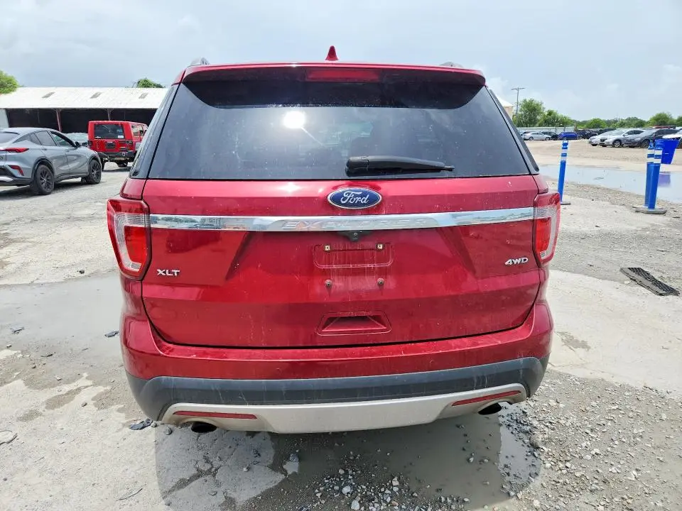 2017 FORD EXPLORER XLT  