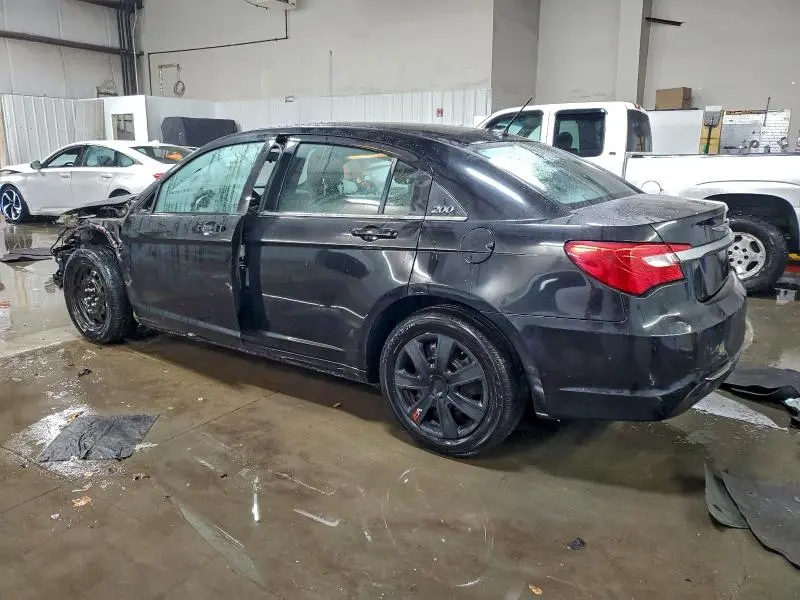 2013 CHRYSLER 200 LX  