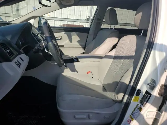 2013 TOYOTA VENZA LE  
