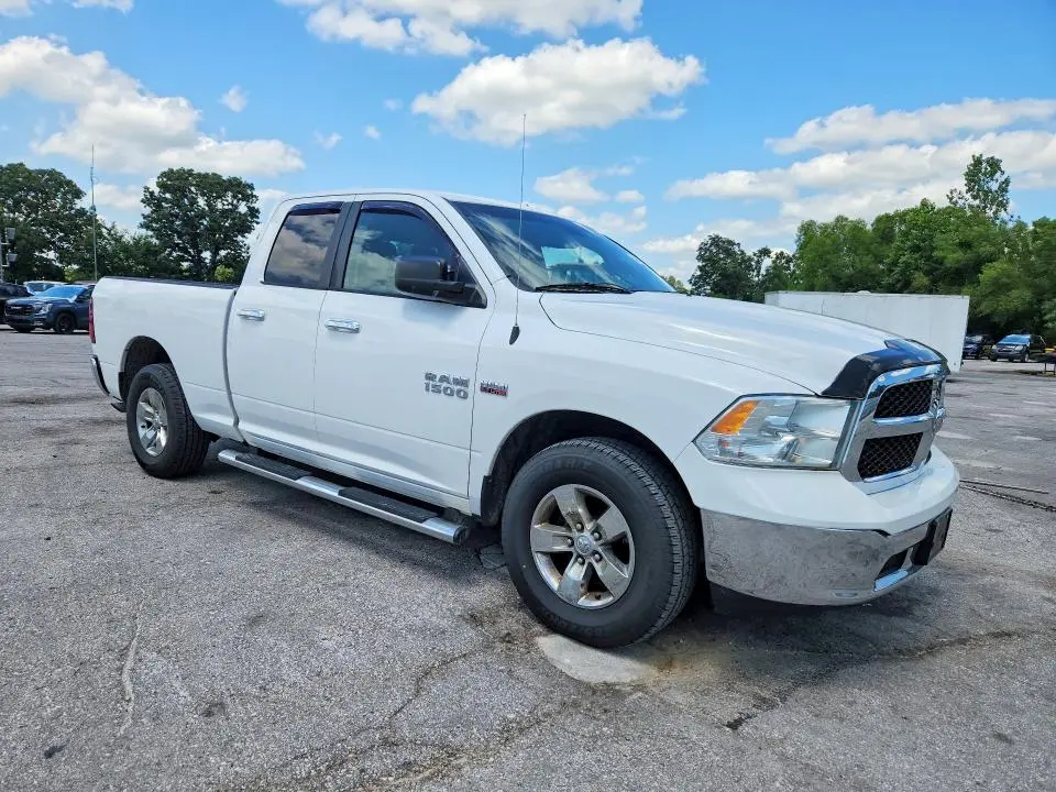 2014 RAM 1500 SLT  