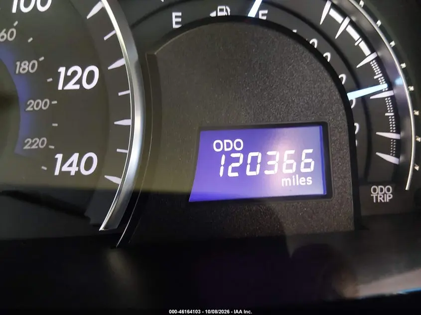 2012 TOYOTA CAMRY XLE V6