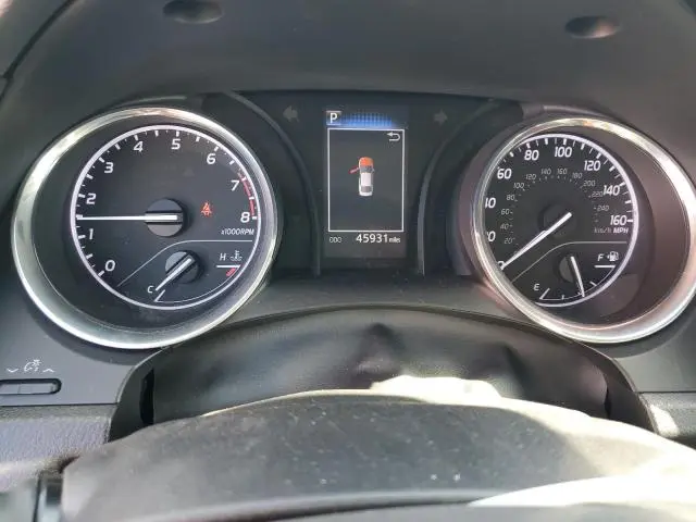 2020 TOYOTA CAMRY SE  