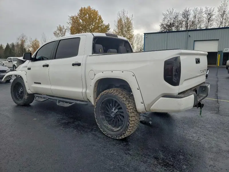 2019 TOYOTA TUNDRA CREWMAX SR5  