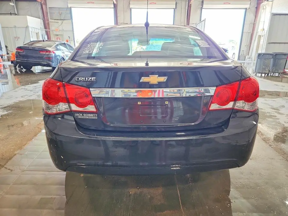 2014 CHEVROLET CRUZE LS  
