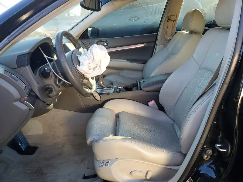 2010 INFINITI G37   