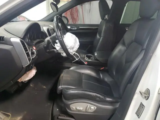 2014 PORSCHE CAYENNE   