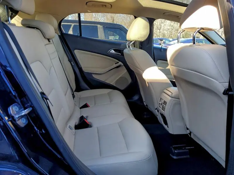 2018 MERCEDES-BENZ GLA 250 4MATIC  