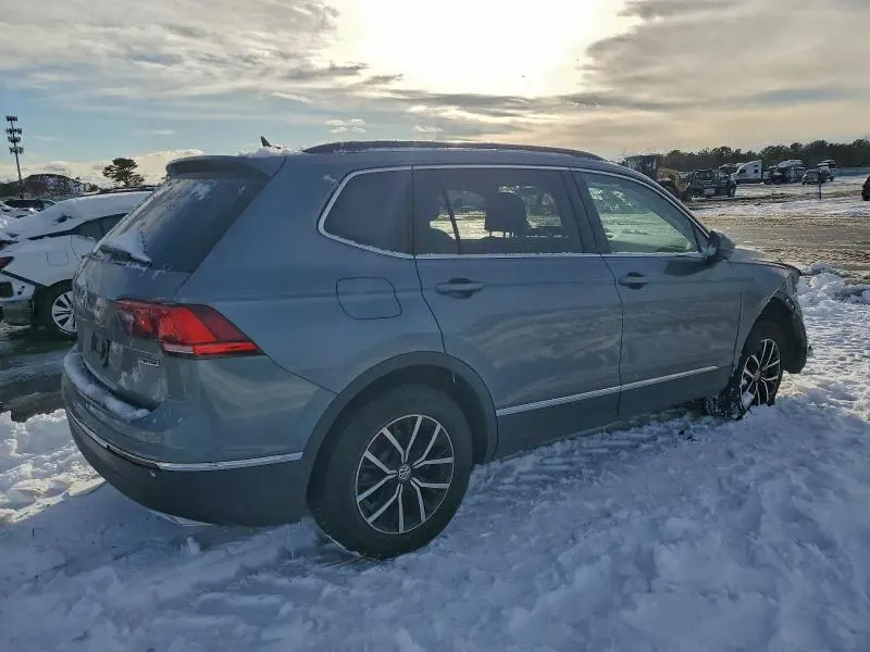 2021 VOLKSWAGEN TIGUAN SE  