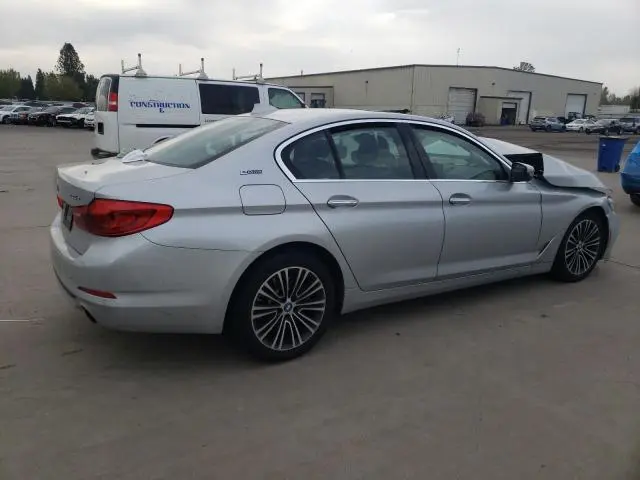 2018 BMW 530E 