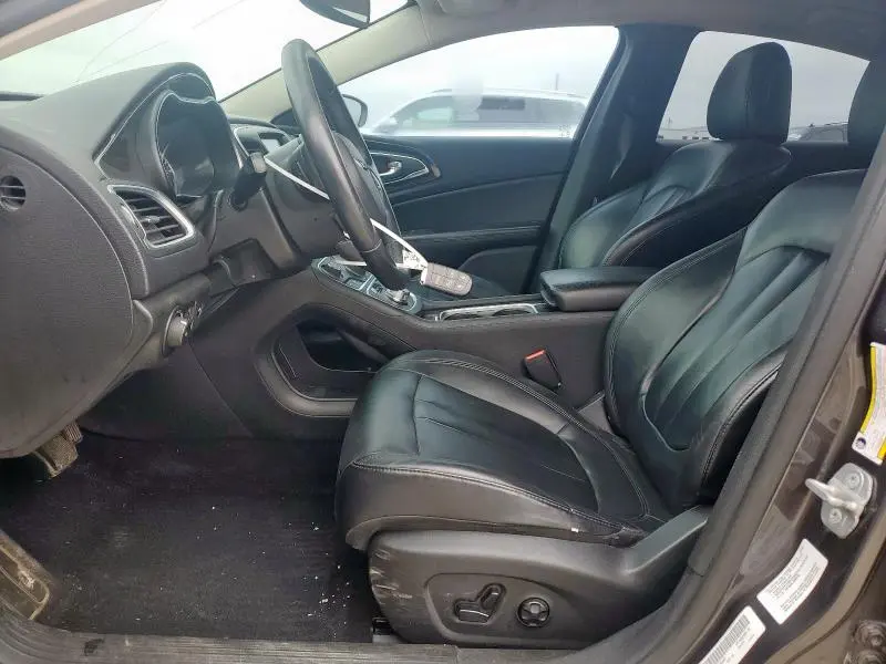 2015 CHRYSLER 200 C  