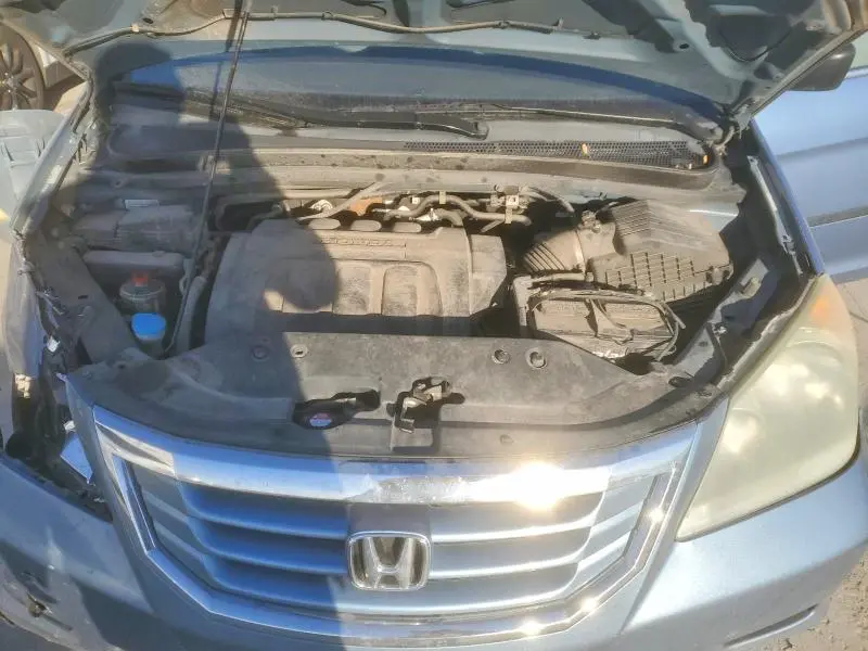 2010 HONDA ODYSSEY LX  