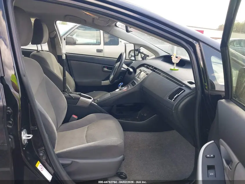 2014 TOYOTA PRIUS THREE