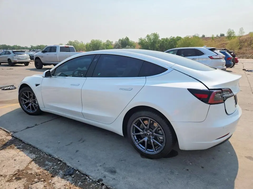 2020 TESLA MODEL 3   