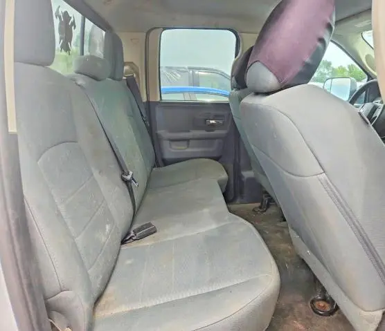 2015 RAM 1500 SLT  