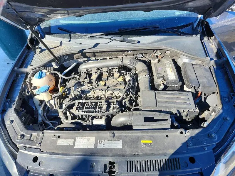 2015 VOLKSWAGEN PASSAT SE  