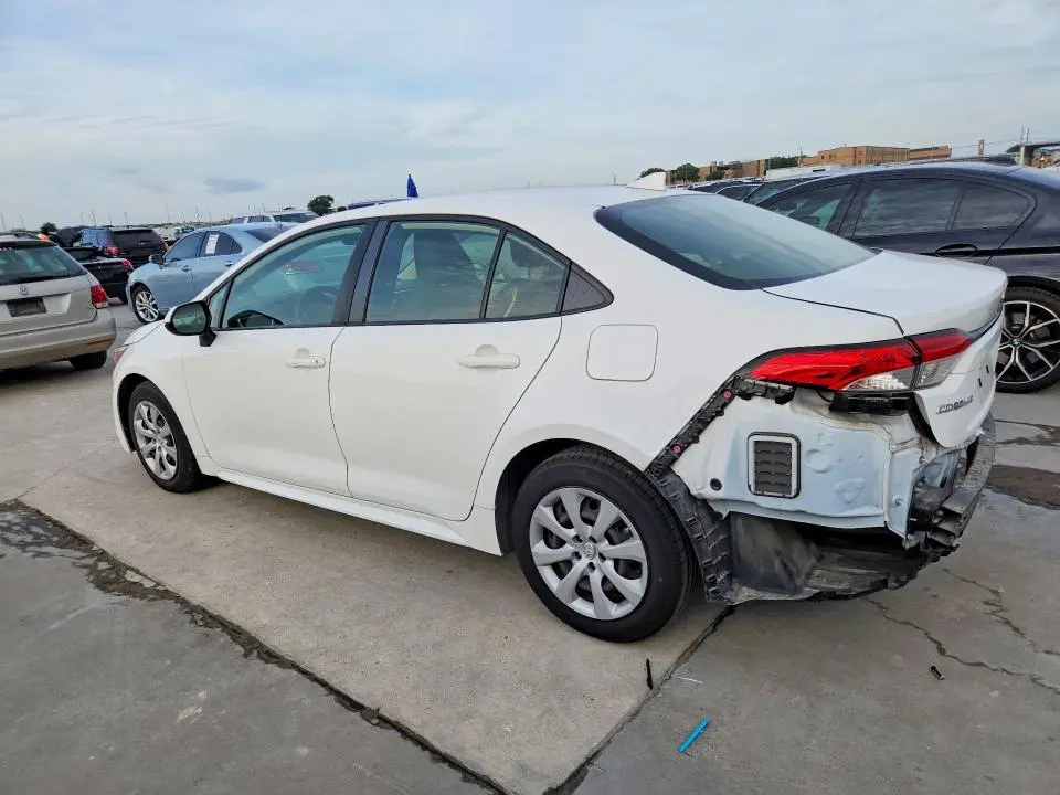 2021 TOYOTA COROLLA LE  