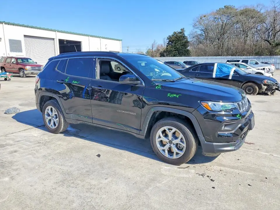2025 JEEP COMPASS LATITUDE  