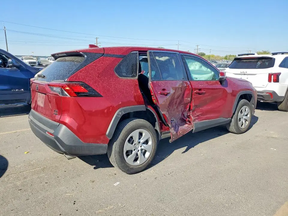 2022 TOYOTA RAV4 LE  