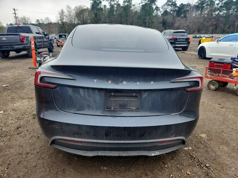 2025 TESLA MODEL 3   