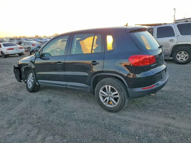 2013 VOLKSWAGEN TIGUAN S  