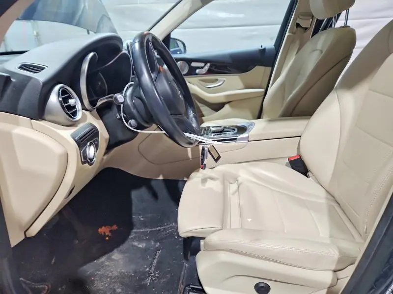 2017 MERCEDES-BENZ GLC 300 4MATIC  
