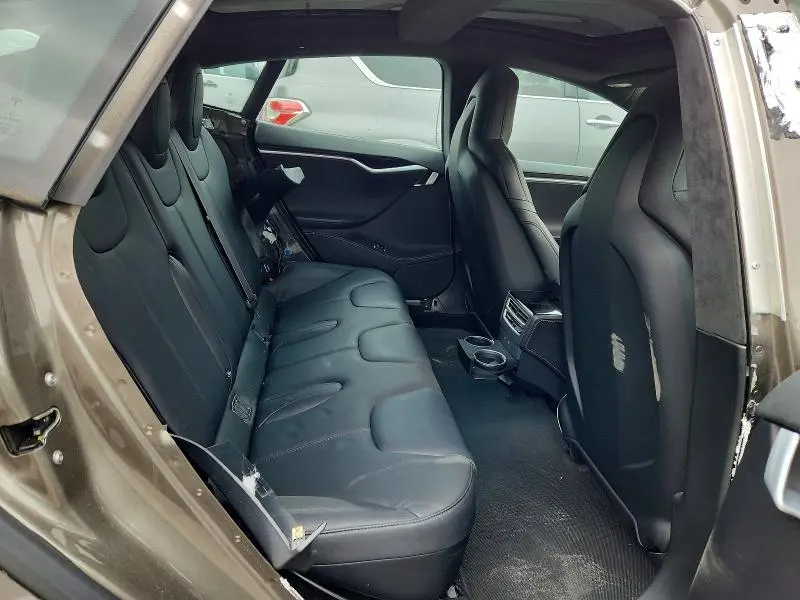 2016 TESLA MODEL S   